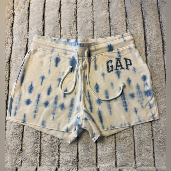 GAP Pants - GAP Women's Tie-Dye Lounge Shorts — Cream & Light Blue